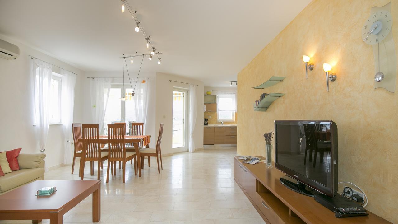 Apartment Jadranka Rabac Exterior foto